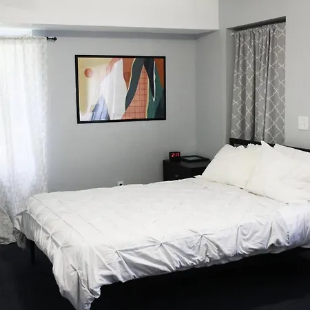 Spacious Cozy 2 Bedroom - Near Ewr/Nyc/Outlet Mall